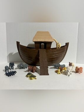 Arco Noah's Ark Playset Plastic Toy Promo 22 Animals Figurines Vintage 1970’s